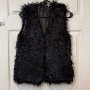 H&M black faux fur vest